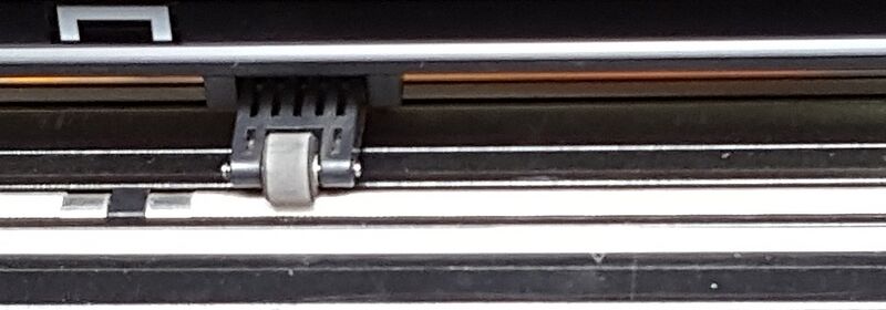 File:Vinyl cutter pinch rollers.jpeg